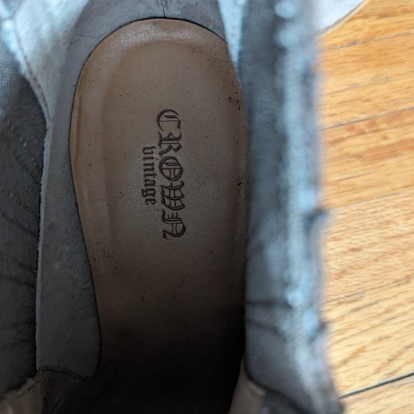 Crown Vintage taupe Lasso Suede boots - Picture 6 of 6